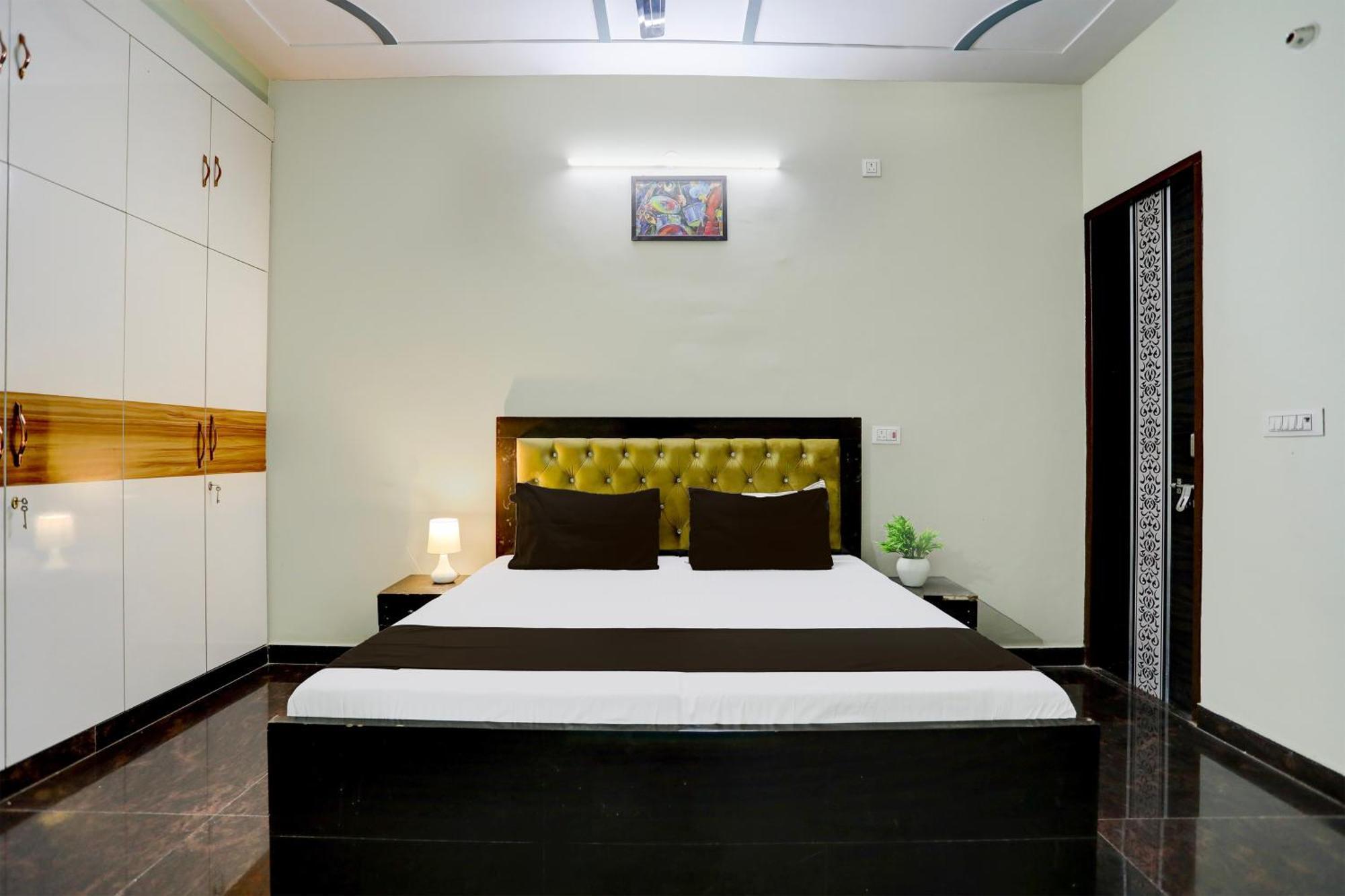Hotel O Grand Epic Inn Noida Bagian luar foto